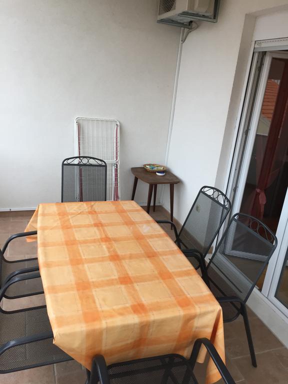 Apartment Jole Šibenik Екстериор снимка